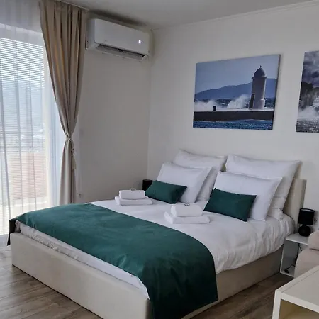 Grand - 5 Star Luxury Апартаменты Подгайска