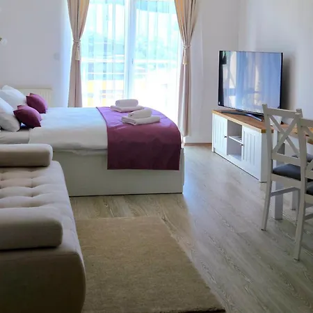 Grand - 5 Star Luxury *
